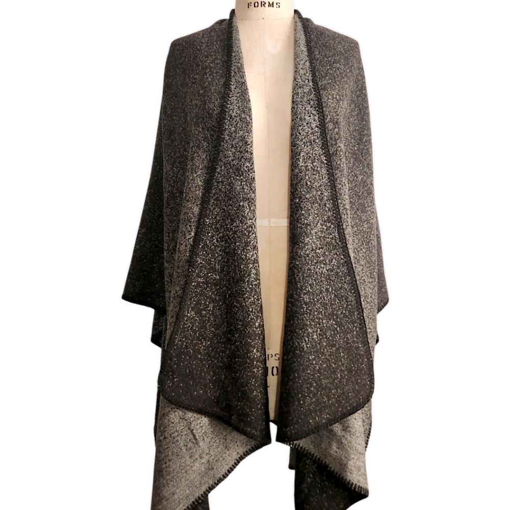 Chic Women's Cloak; Oversized shawl; Poncho Cape; Cashmere feel, Gradient Design